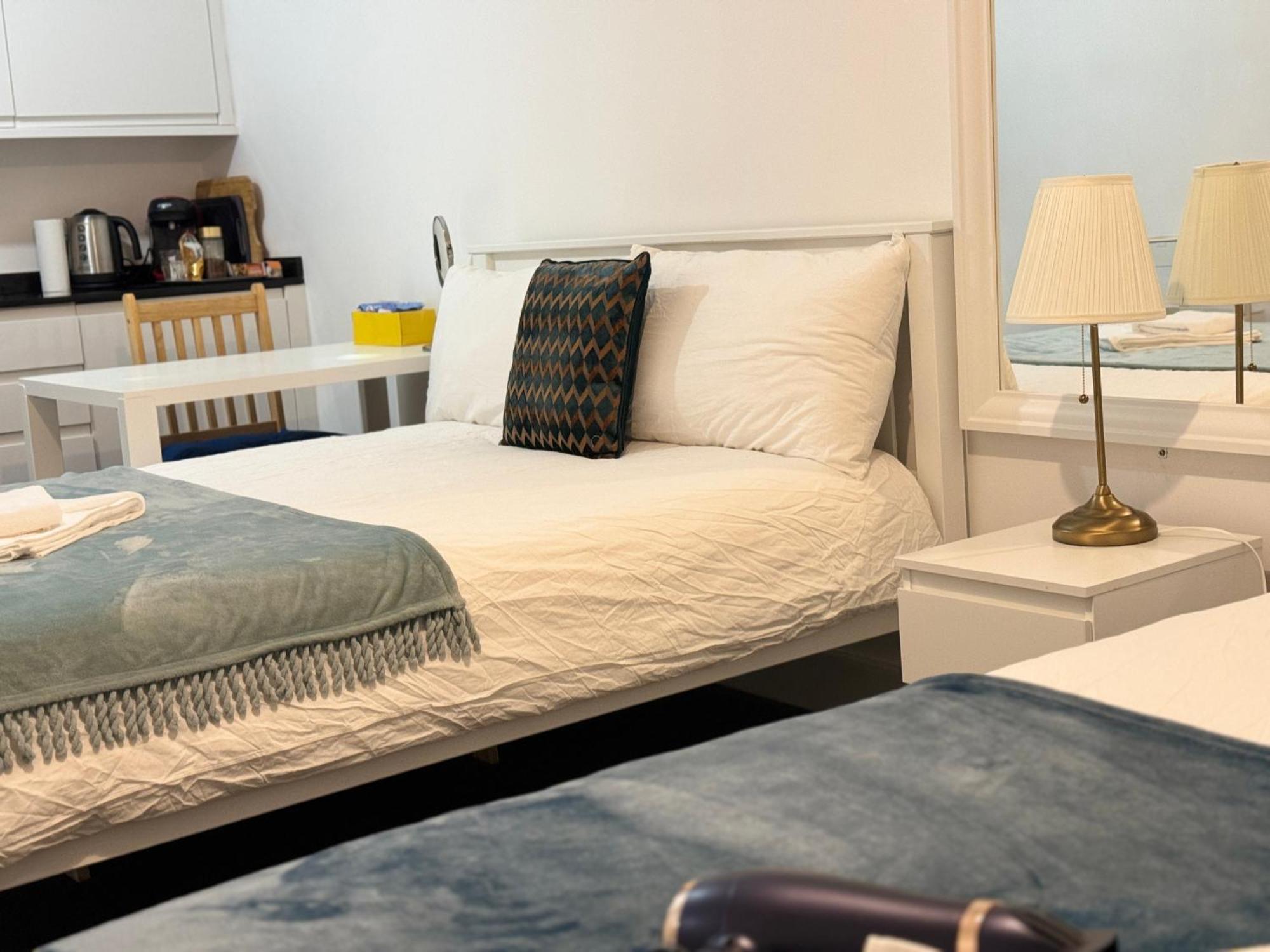 Cosmopolitan Comfort Private Bedrooms In Euston 106 London Exterior photo